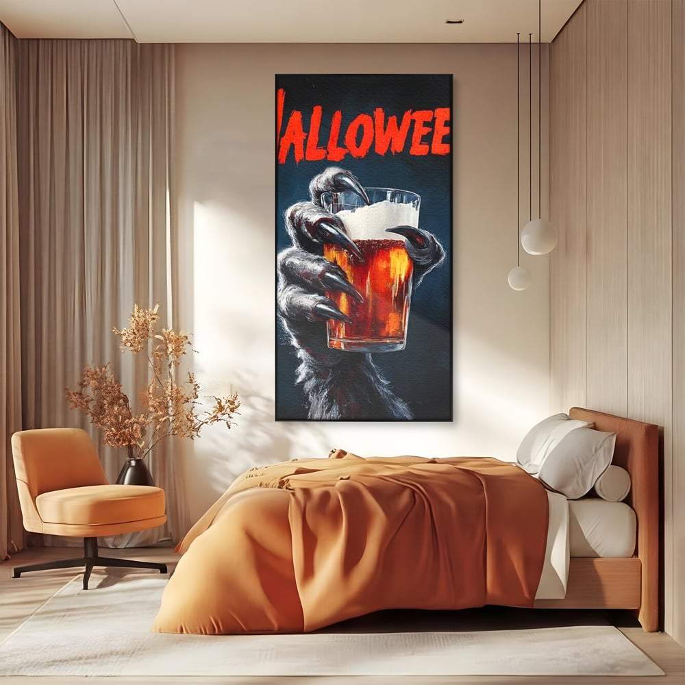 Tablou canvas cu tablou canvas cu varcolac tinand bere, in rama de aluminiu negru, pe perete intr-un dormitor